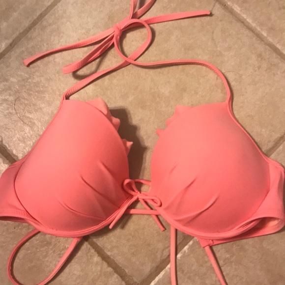 Victoria’s Secret Bikini Top - Picture 1 of 4